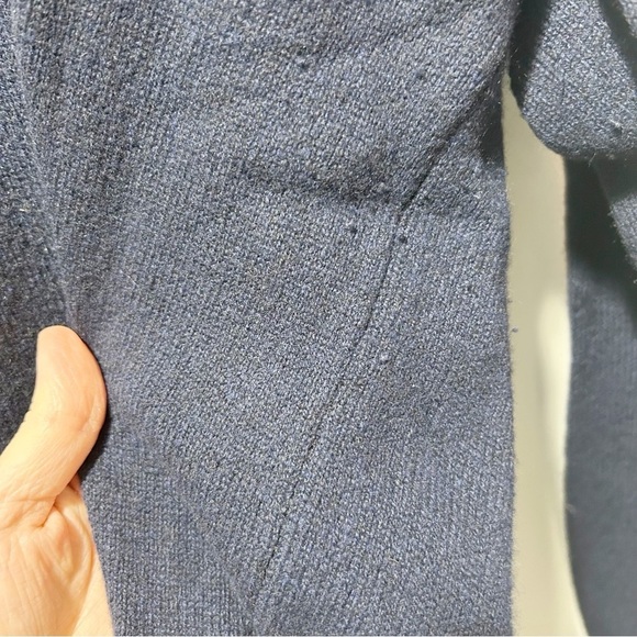 Thane 100% Cashmere V Neck Sweater Vintage Size Large XL Navy Blue Ribbed Hems - Picture 7 of 12